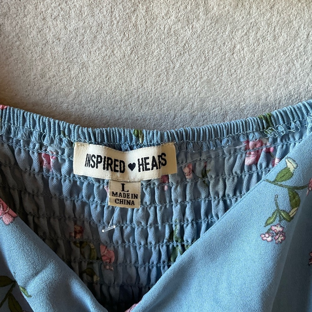 Inspired Hearts Floral Blue Dress. NWT Tiered skirt. Puffy sleeves. Size L. - Picture 5 of 9